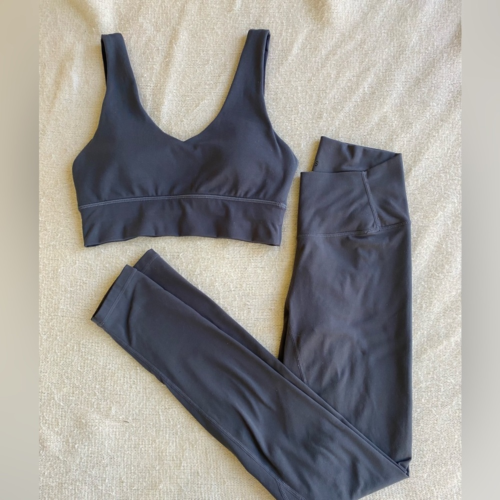 Dark Gray Workout Set Leggings Sports Bra